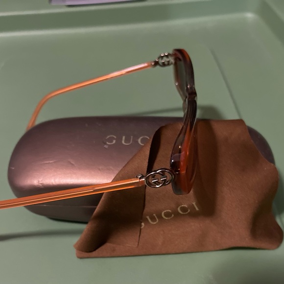 Gucci Prescription Eyeglass - Picture 2 of 6